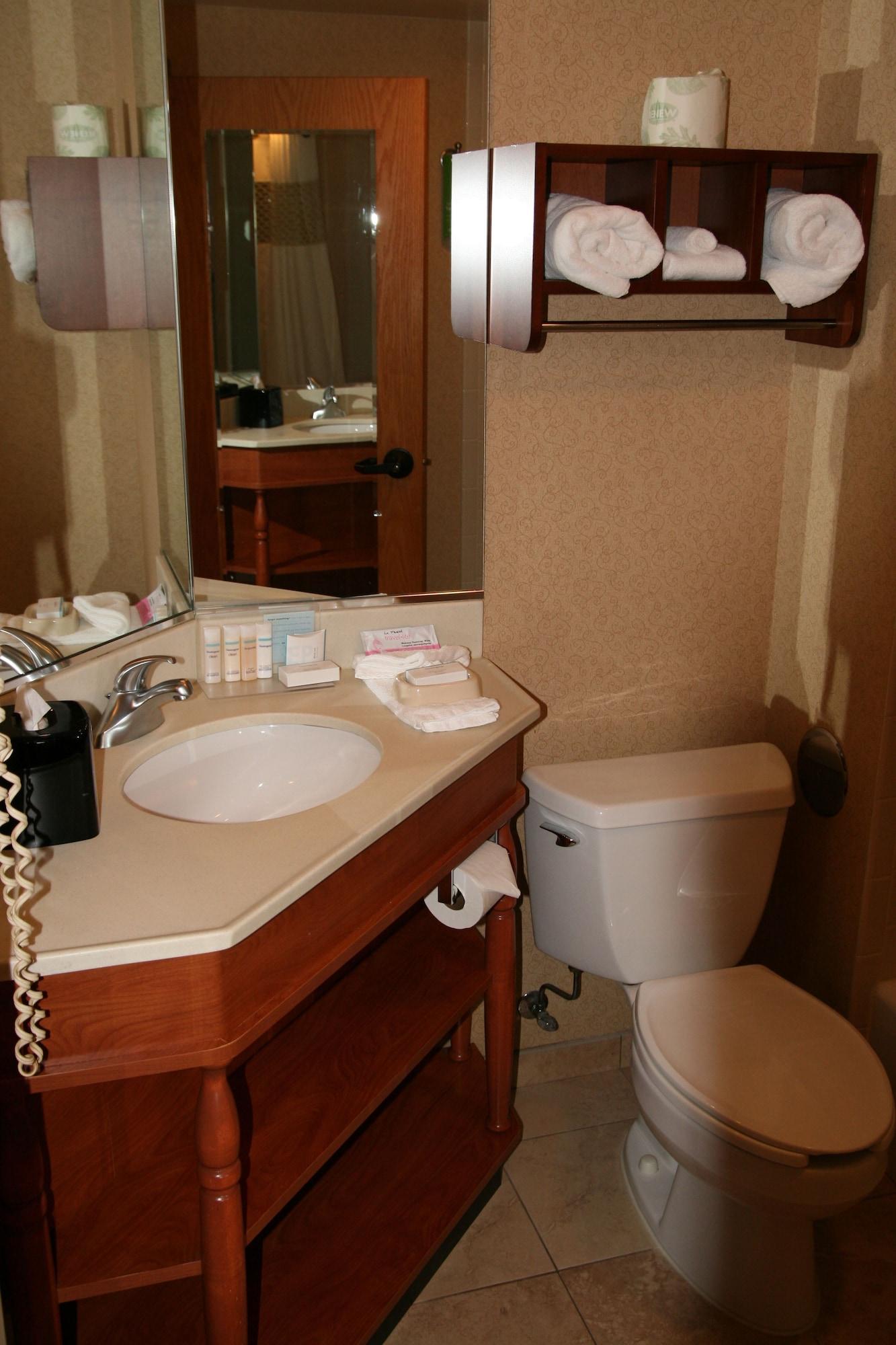 Spx Hotel גרין ביי מראה חיצוני תמונה